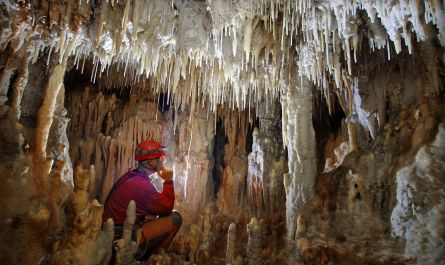 jaskýň, Rádio Regina &#8211; Medzinárodný rok jaskýň a krasu